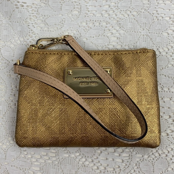 Michael Kors Gold leather Wristlet Clutch Wallet Gold hardware Lined Pocket EUC - Picture 4 of 13